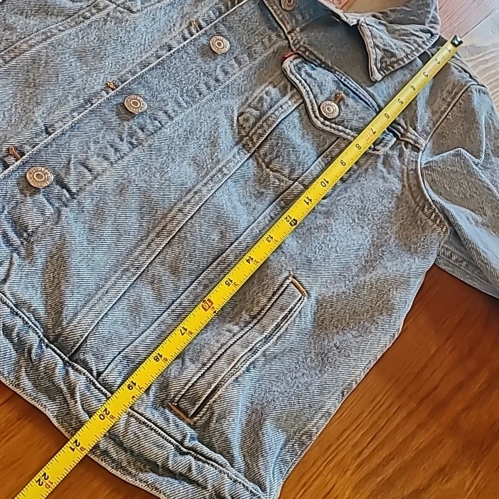 Levi's Light Blue Jean Denim Jacket for Women Size LARGE - Picture 6 of 8